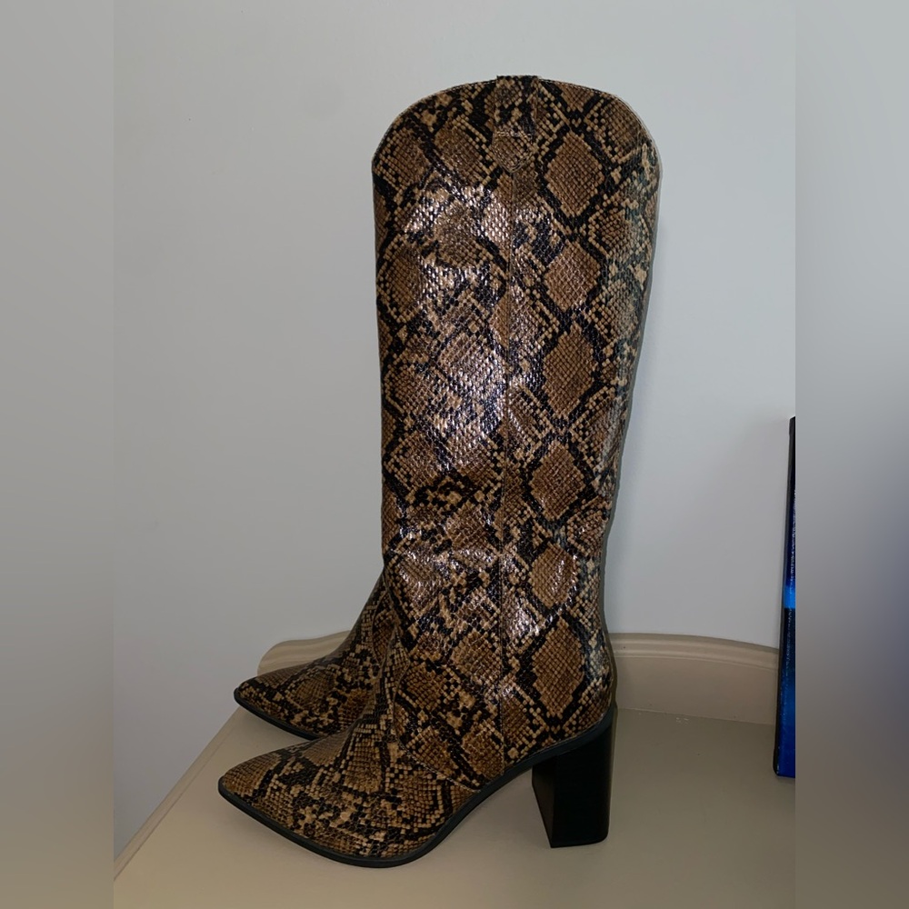 THE DROP Snakeskin Boots